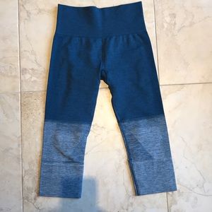 Lululemon Athletica seamless ombré crop NWOT 4